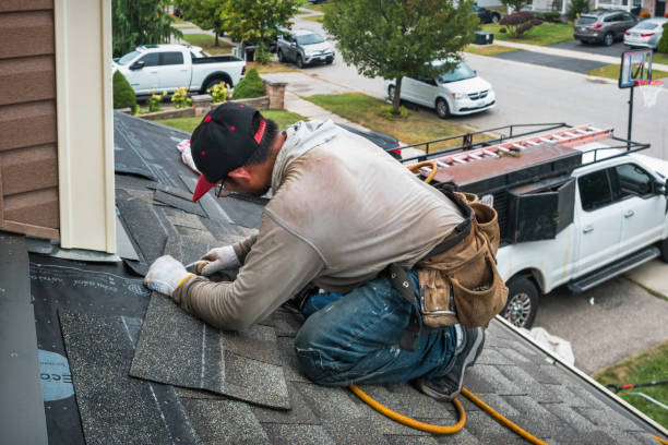 Professional Flat Roof Repair technician working in Dayton, ID